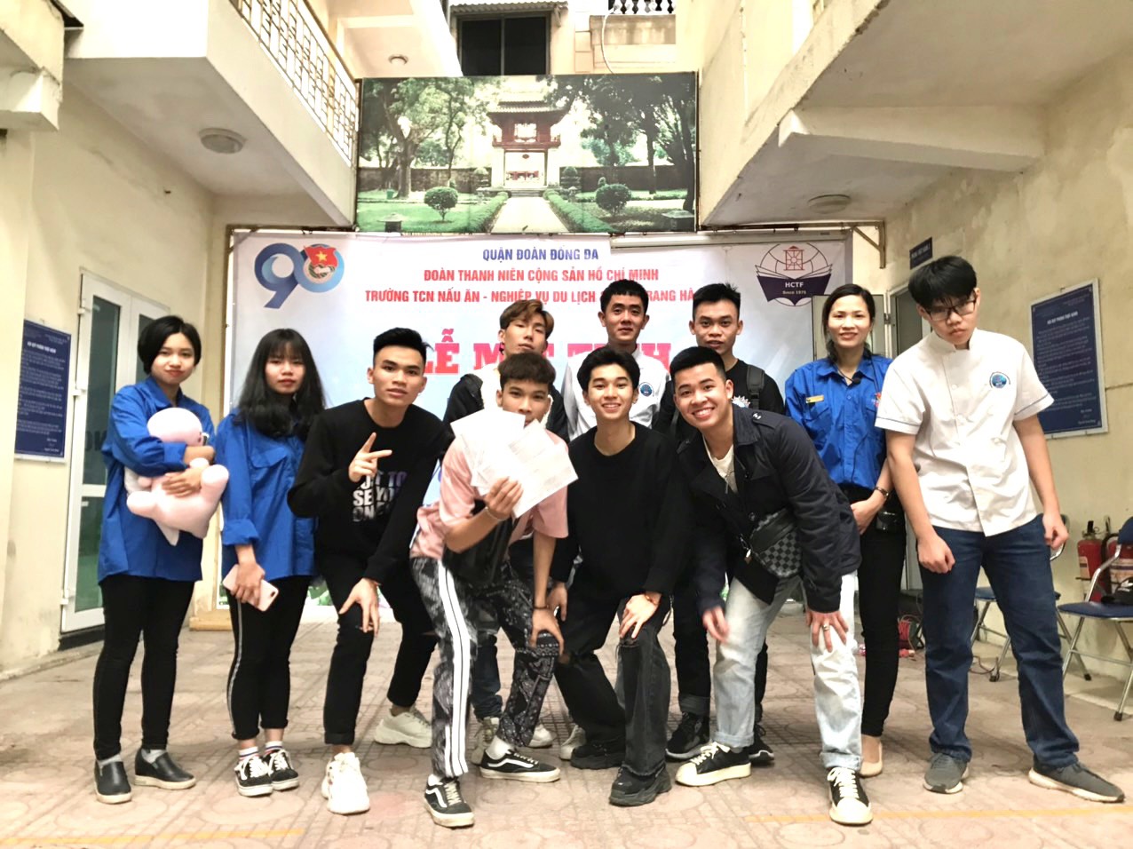 Hào hứng sôi động Hội thi “Vui khỏe học đường "  chào mừng kỷ niệm 90 năm ngày thành lập Đoàn thanh niên Cộng sản Hồ Chí Minh.